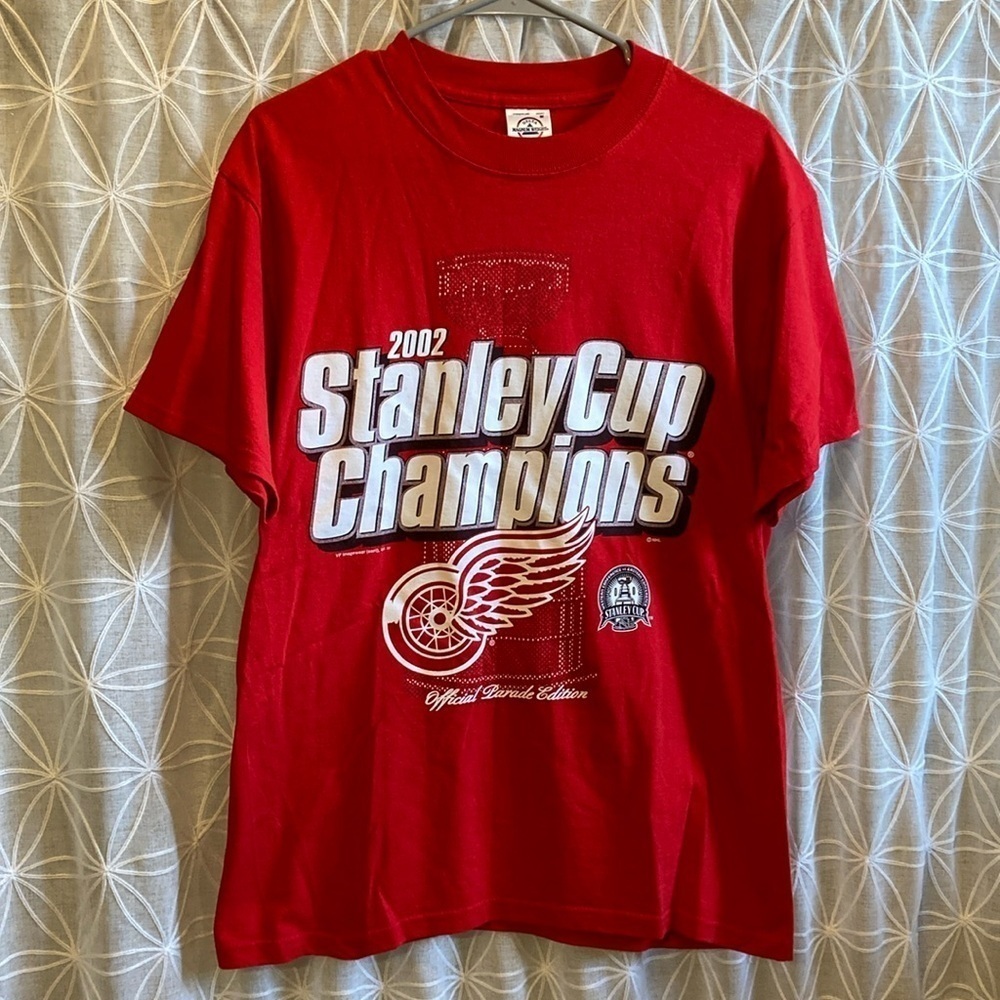 Detroit Red Wings 2002 Stanley Cup Champions T-shirt